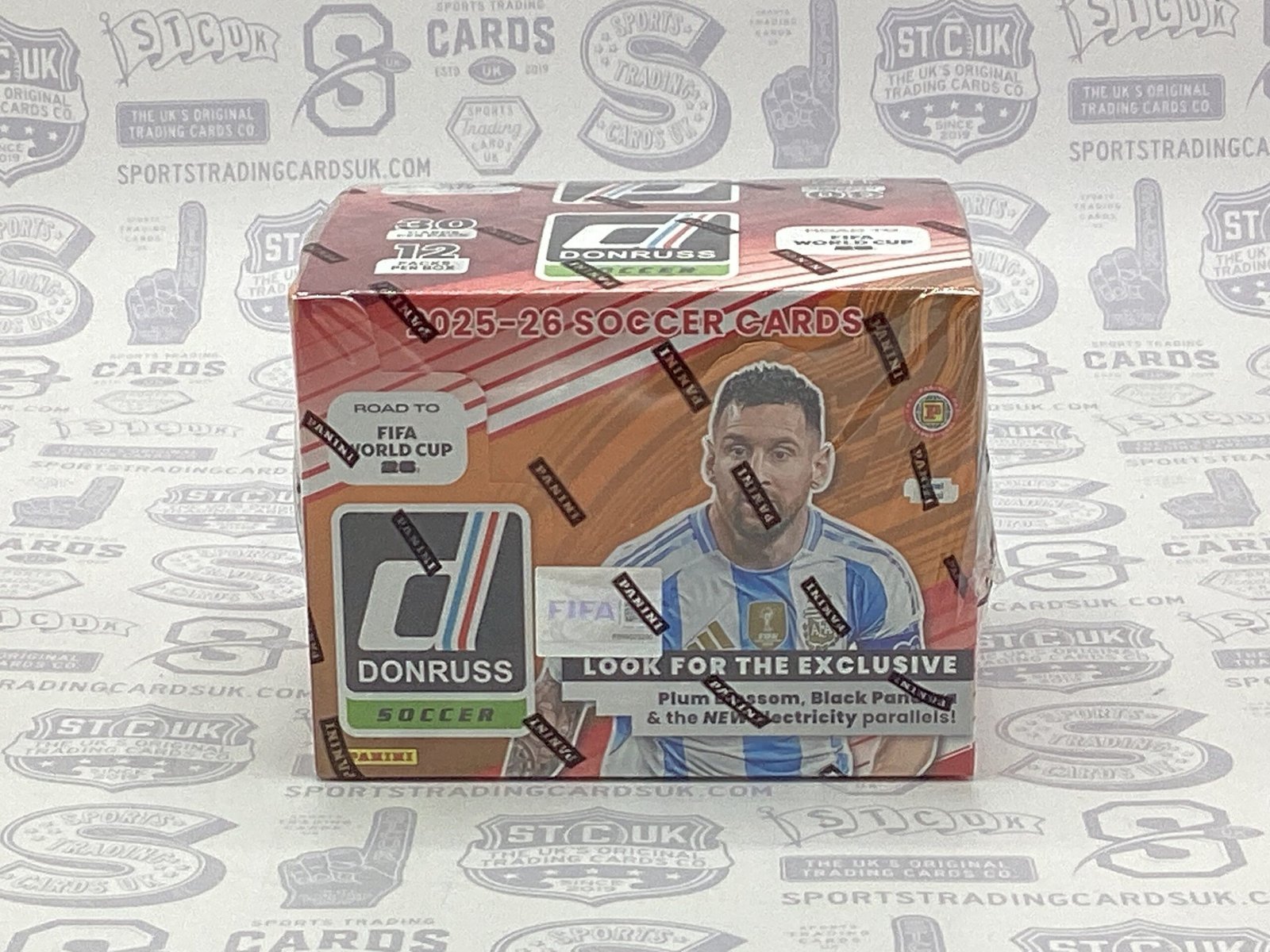 2586917C-6CF7-4275-94C7-57F5B3477434-scaled-1.jpg 2025-26 Panini Donruss Road to FIFA World Cup Soccer International Hobby Box - Image 1