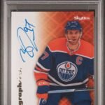 Connor McDavid 2023 Upper Deck E-X 2000 Autographics #AG-CM PSA 8
